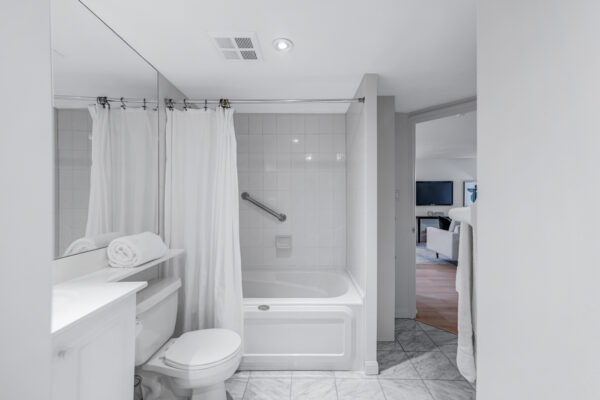 18-Wanless-Avenue-#317-Toronto-Web-Salisbury-33