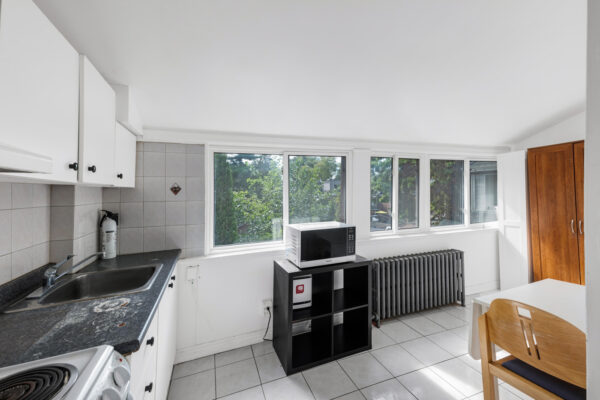 19-Marmaduke-Street-Toronto-Web-Salisbury-31