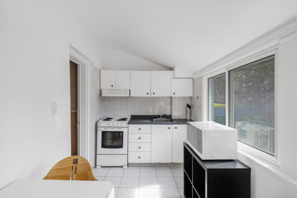 19-Marmaduke-Street-Toronto-Web-Salisbury-32