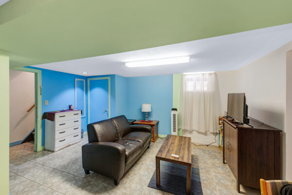 19-Marmaduke-Street-Toronto-Web-Salisbury-43