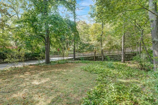 363-Ellis-Park-Road-Toronto-Web-Salisbury-43