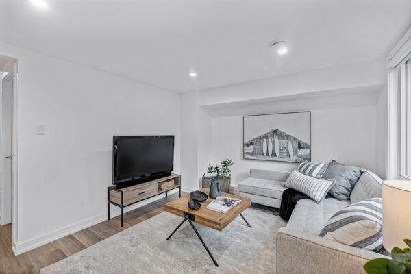 67-Poplar-Crescent-Aurora-Web-Salisbury-14