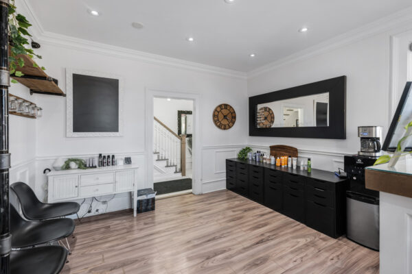 92-Holland-Street-West-Bradford-Web-Salisbury-14