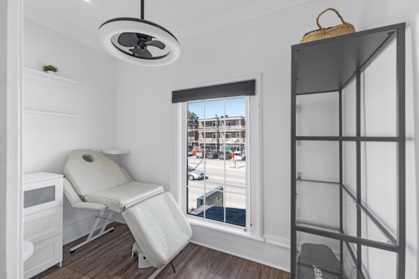 92-Holland-Street-West-Bradford-Web-Salisbury-37