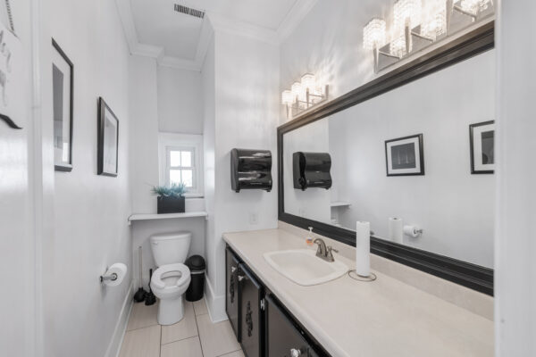 92-Holland-Street-West-Bradford-Web-Salisbury-39