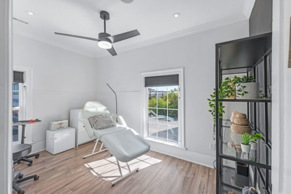 92-Holland-Street-West-Bradford-Web-Salisbury-40