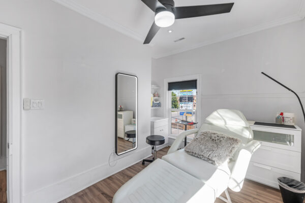 92-Holland-Street-West-Bradford-Web-Salisbury-41