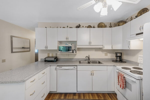 1-Reynolds-Place-Wellington-Web-Salisbury-17