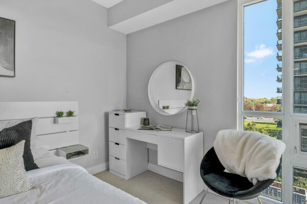 1055-Southdown-Road-#611-Mississauga-Web-Salisbury-29