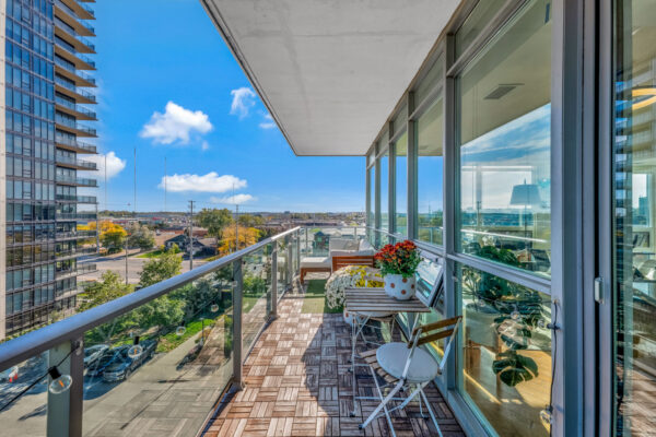 1055-Southdown-Road-#611-Mississauga-Web-Salisbury-37