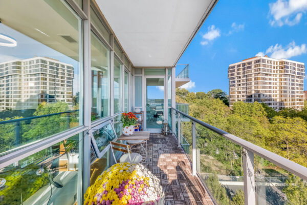 1055-Southdown-Road-#611-Mississauga-Web-Salisbury-40