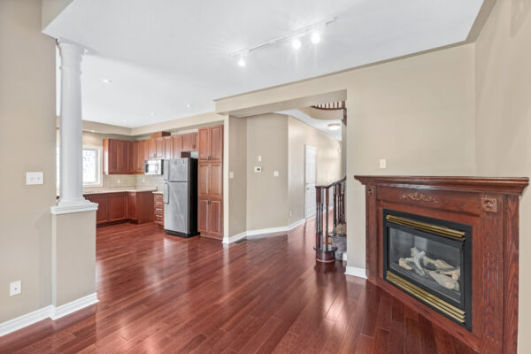 110-Tierra-Avenue-Vaughan-Web-Salisbury-15