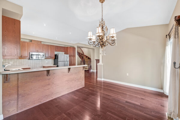 110-Tierra-Avenue-Vaughan-Web-Salisbury-20