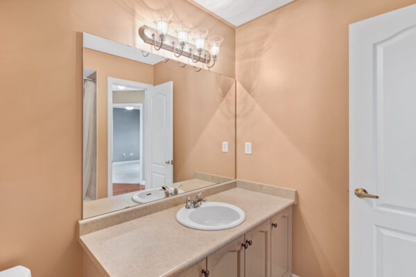 110-Tierra-Avenue-Vaughan-Web-Salisbury-31