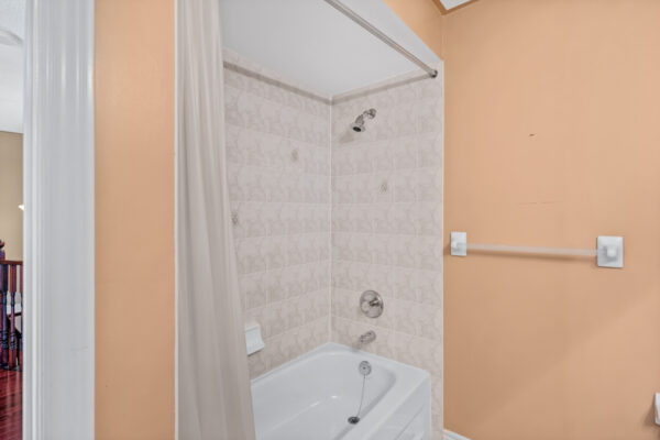 110-Tierra-Avenue-Vaughan-Web-Salisbury-32