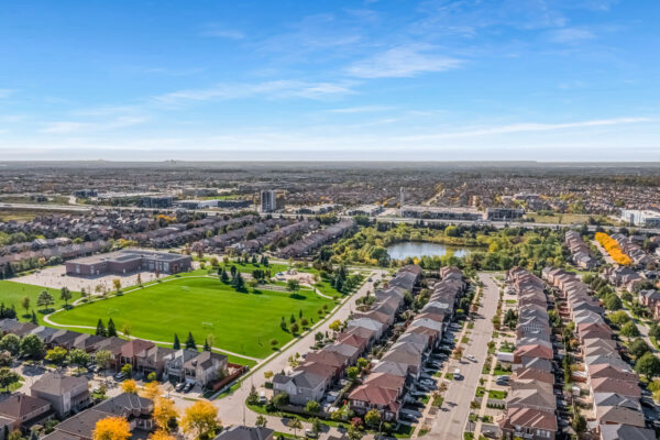 110-Tierra-Avenue-Vaughan-Web-Salisbury-52