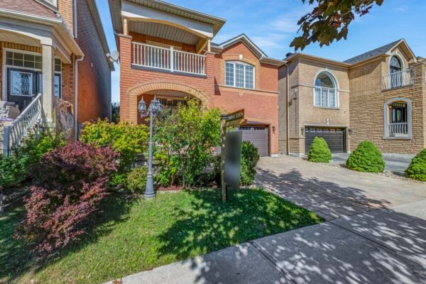 110-Tierra-Avenue-Vaughan-Web-Salisbury-6