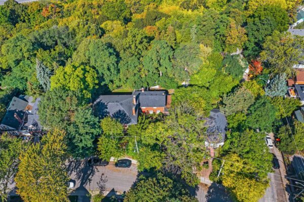 22-Beechwood-Crescent-Toronto-Web-Salisbury-1