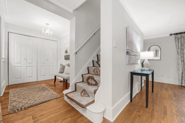 22-Beechwood-Crescent-Toronto-Web-Salisbury-33