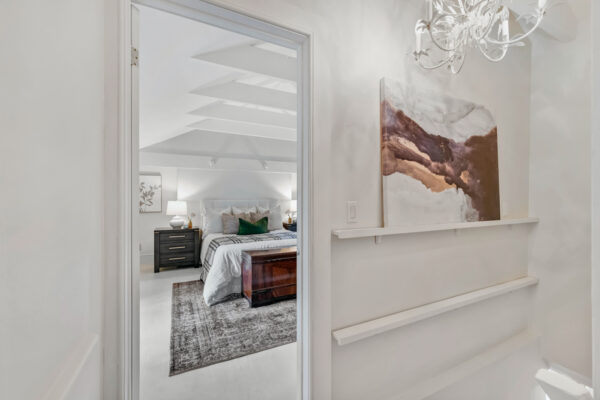 22-Beechwood-Crescent-Toronto-Web-Salisbury-34