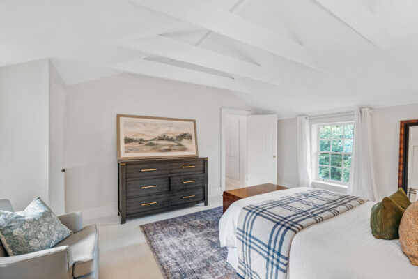 22-Beechwood-Crescent-Toronto-Web-Salisbury-37