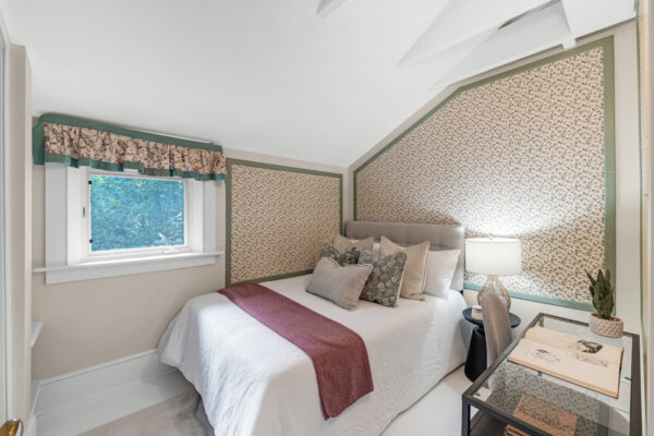 22-Beechwood-Crescent-Toronto-Web-Salisbury-39