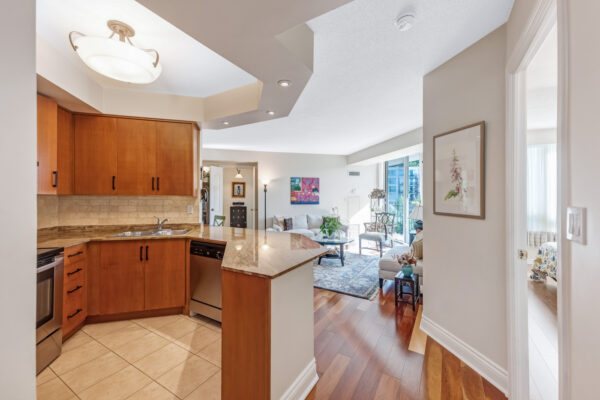 28-William-Carson-Crescent-#601-Toronto-Web-Salisbury-11