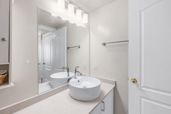 28-William-Carson-Crescent-#601-Toronto-Web-Salisbury-24