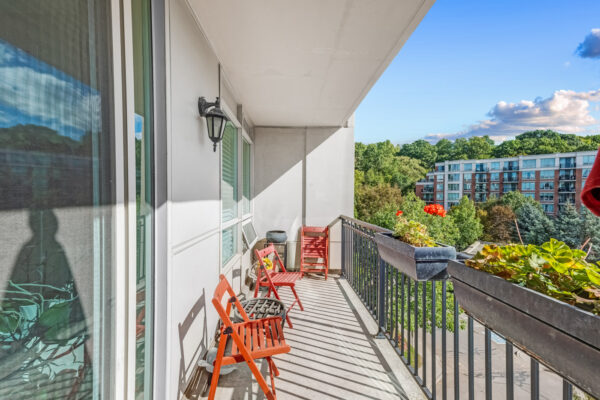 28-William-Carson-Crescent-#601-Toronto-Web-Salisbury-33