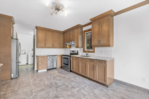 34-Mitchell-Avenue-Stouffville-Web-Salisbury-17