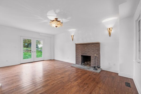 34-Mitchell-Avenue-Stouffville-Web-Salisbury-25