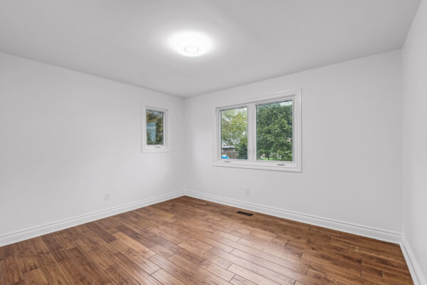 34-Mitchell-Avenue-Stouffville-Web-Salisbury-37