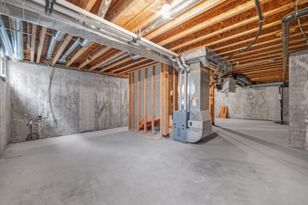 34-Mitchell-Avenue-Stouffville-Web-Salisbury-43