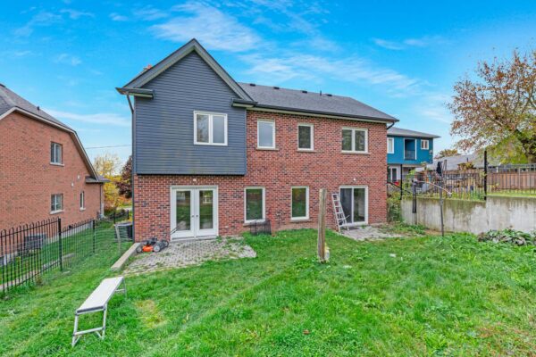 34-Mitchell-Avenue-Stouffville-Web-Salisbury-48