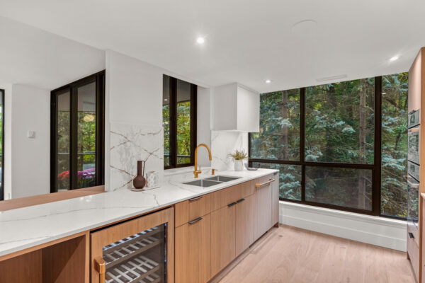 3900-Yonge-Street-#405-Toronto-Web-Salisbury-20