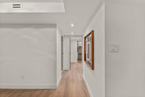 3900-Yonge-Street-#405-Toronto-Web-Salisbury-32