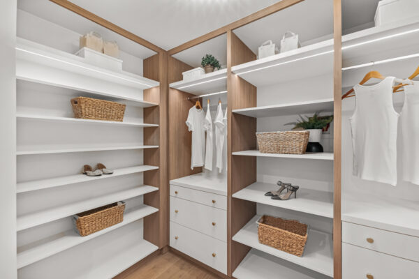 3900-Yonge-Street-#405-Toronto-Web-Salisbury-41