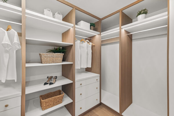 3900-Yonge-Street-#405-Toronto-Web-Salisbury-42