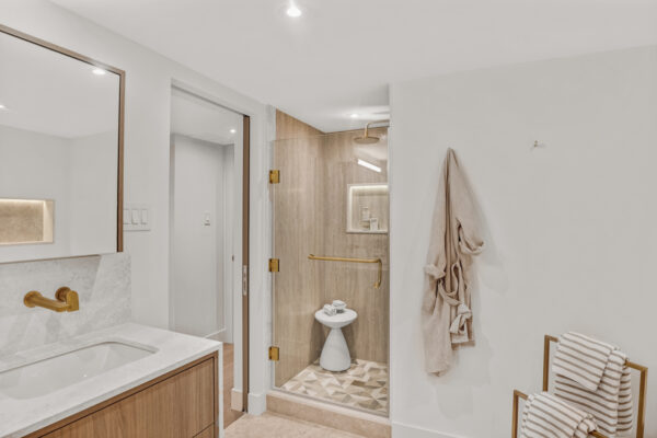 3900-Yonge-Street-#405-Toronto-Web-Salisbury-45