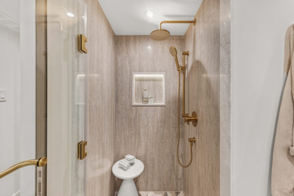 3900-Yonge-Street-#405-Toronto-Web-Salisbury-46