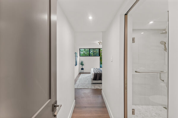 3900-Yonge-Street-#405-Toronto-Web-Salisbury-49