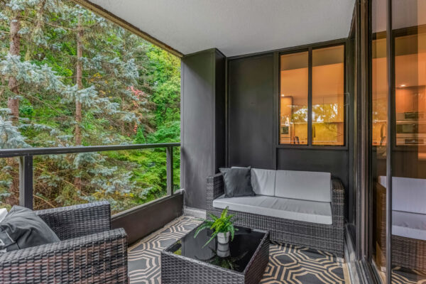 3900-Yonge-Street-#405-Toronto-Web-Salisbury-58