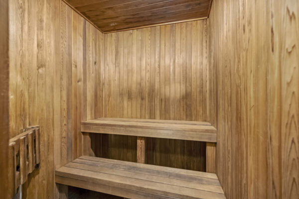 3900-Yonge-Street-#405-Toronto-Web-Salisbury-68