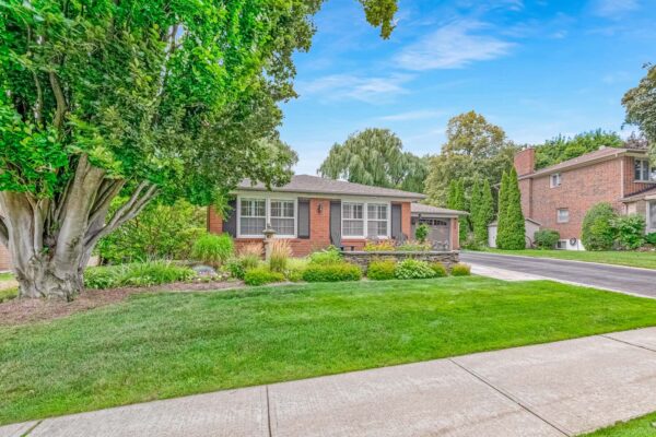 41-Denver-Crescent-Toronto-Web-Salisbury-5