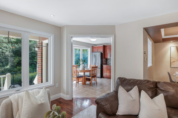 46-Elmeade-Lane-Stouffville-Web-Salisbury-24