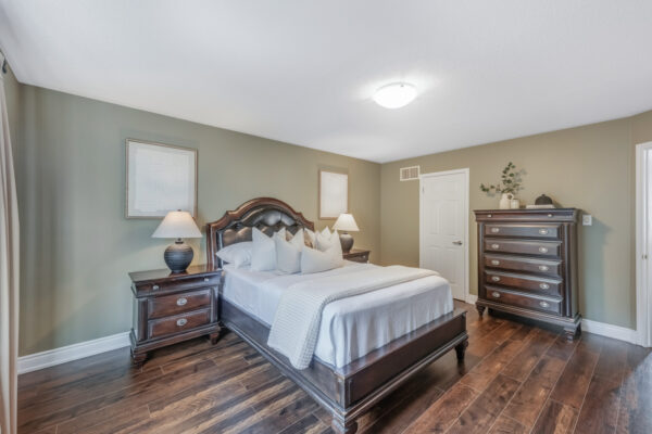 46-Elmeade-Lane-Stouffville-Web-Salisbury-33