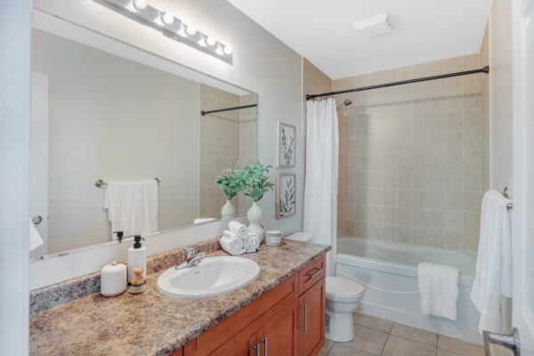 46-Elmeade-Lane-Stouffville-Web-Salisbury-43