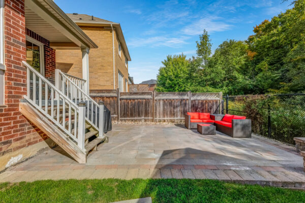 46-Elmeade-Lane-Stouffville-Web-Salisbury-52