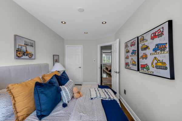 7-Chimes-Lane-Toronto-Web-Salisbury-48