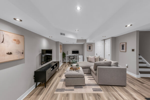 7-Chimes-Lane-Toronto-Web-Salisbury-53